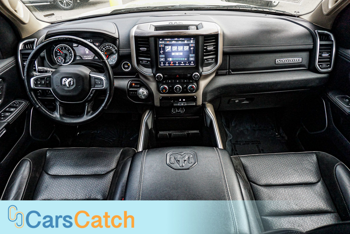 CARSCATCH - Used vehicle - Truck RAM 1500 2020