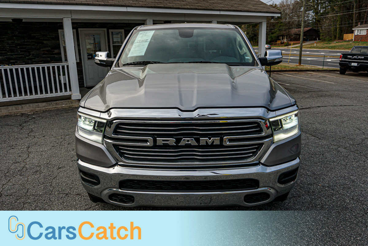 CARSCATCH - Used vehicle - Truck RAM 1500 2020
