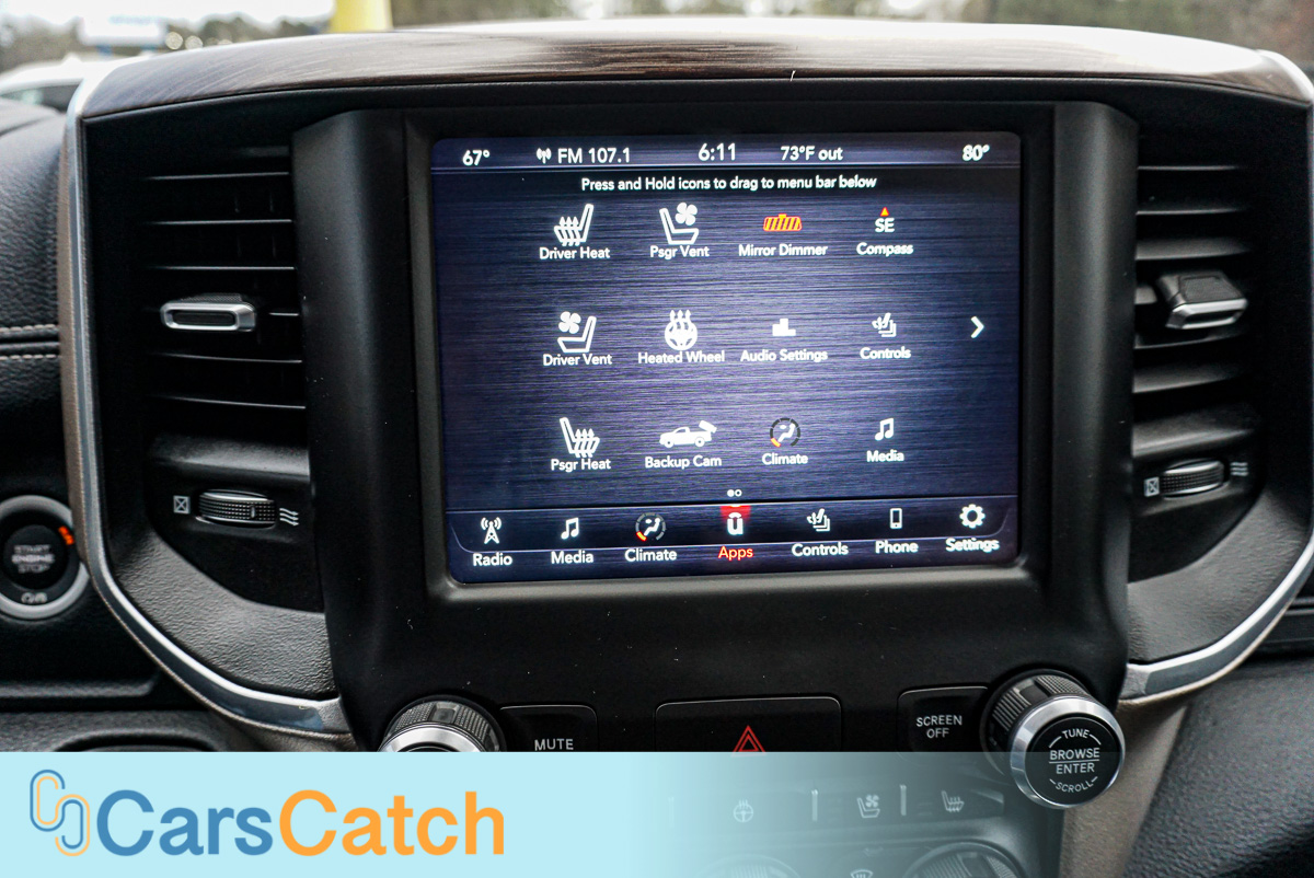 CARSCATCH - Used vehicle - Truck RAM 1500 2020