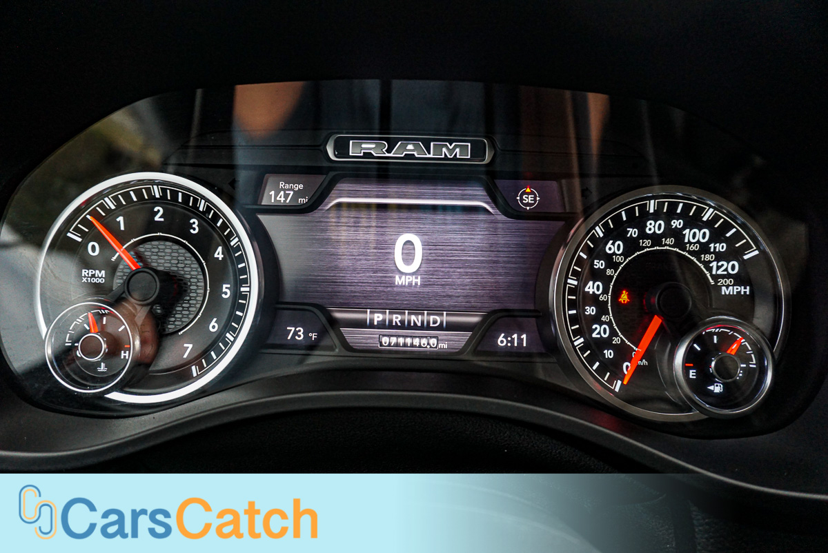 CARSCATCH - Used vehicle - Truck RAM 1500 2020