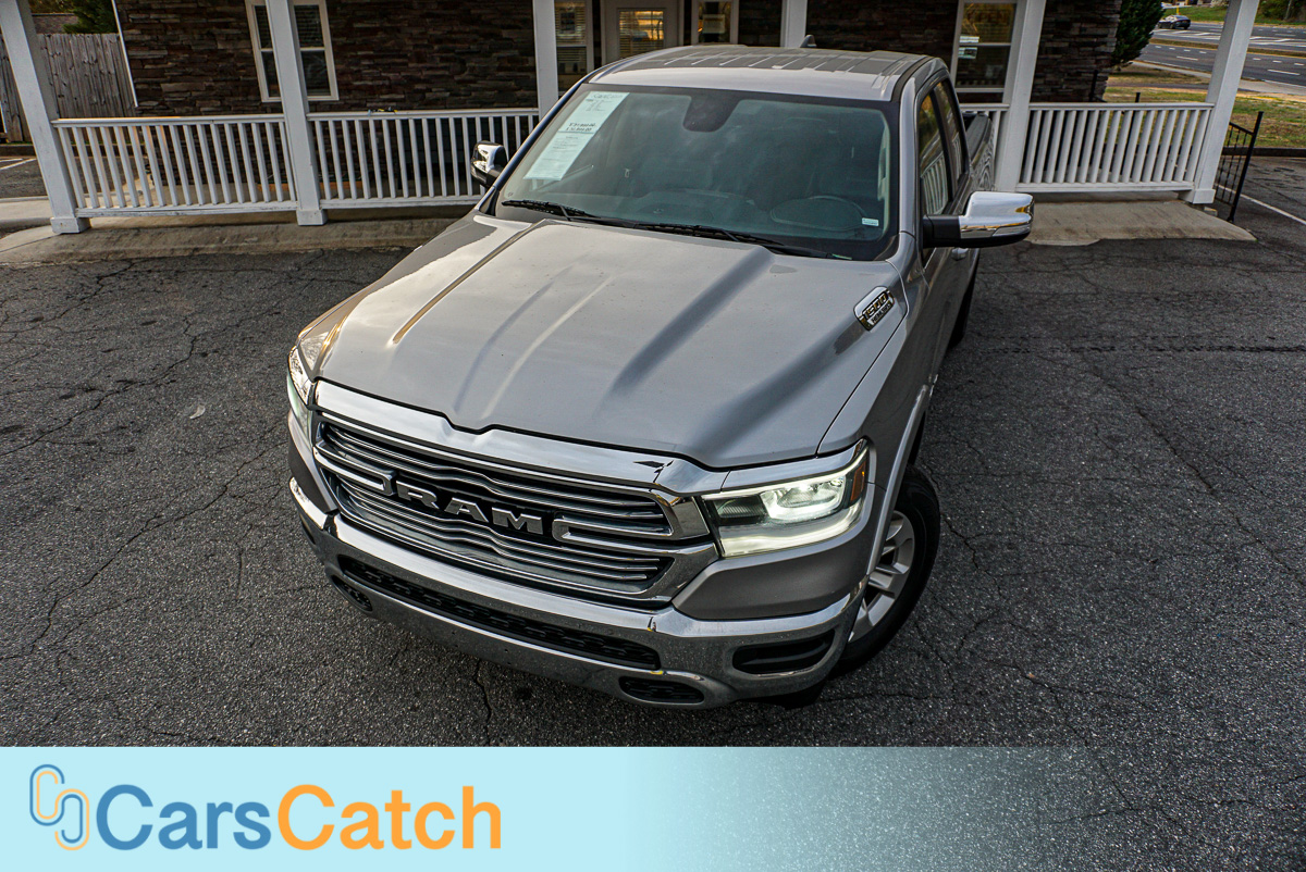 CARSCATCH - Used vehicle - Truck RAM 1500 2020