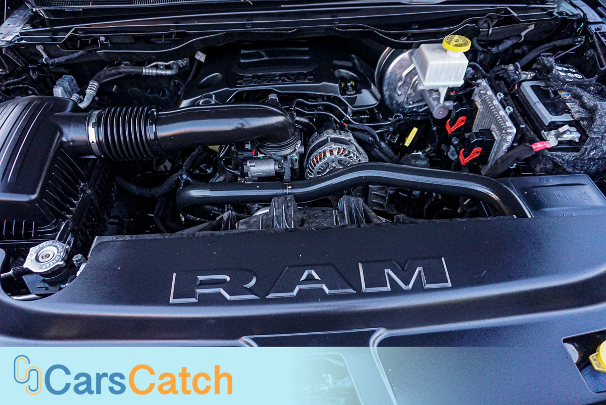 CARSCATCH - Used vehicle - Truck RAM 1500 2020