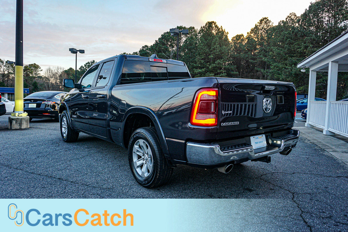 CARSCATCH - Used vehicle - Truck RAM 1500 2020