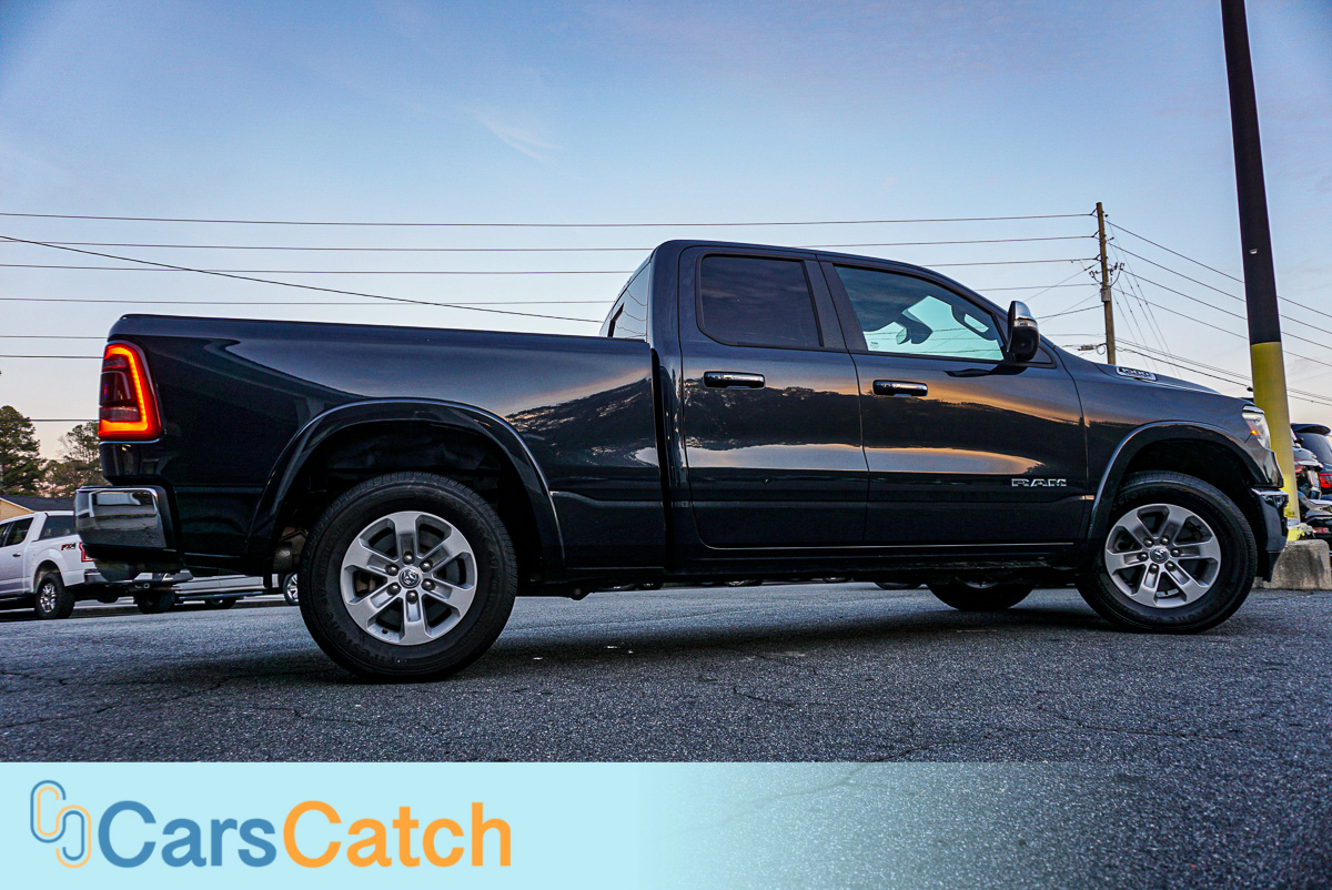 CARSCATCH - Used vehicle - Truck RAM 1500 2020