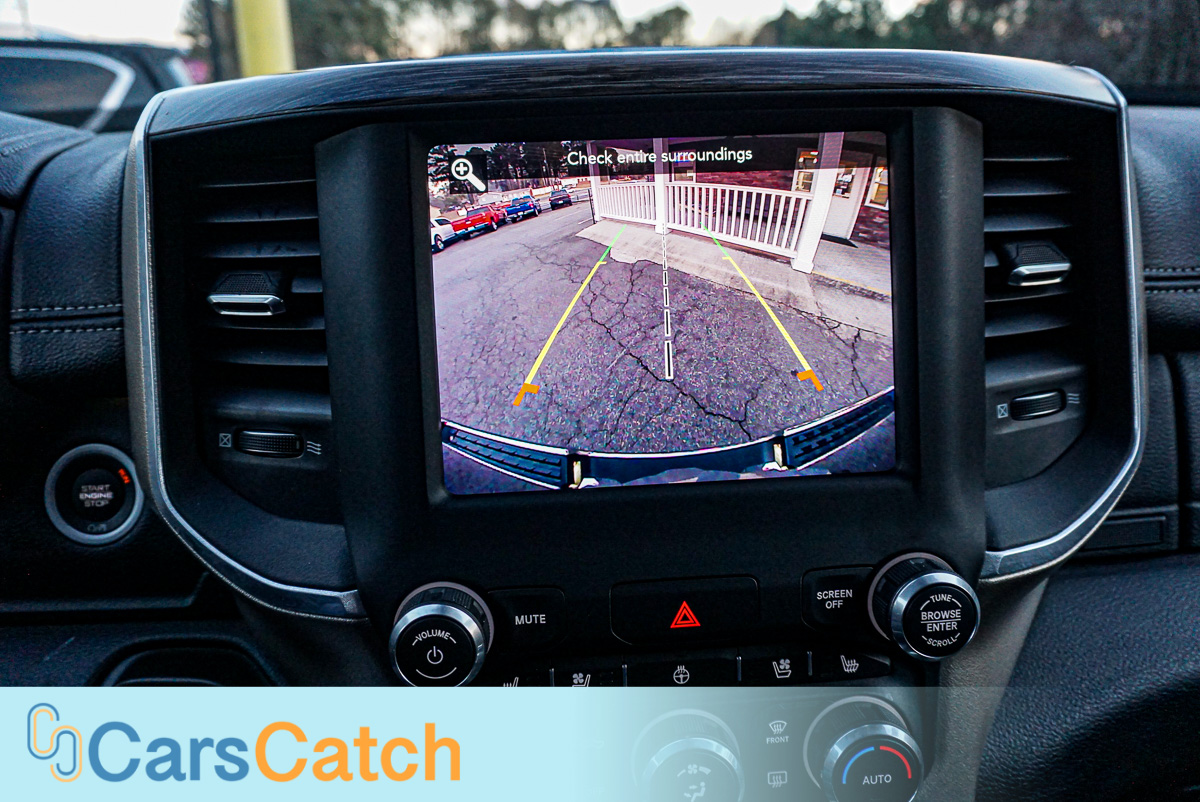 CARSCATCH - Used vehicle - Truck RAM 1500 2020