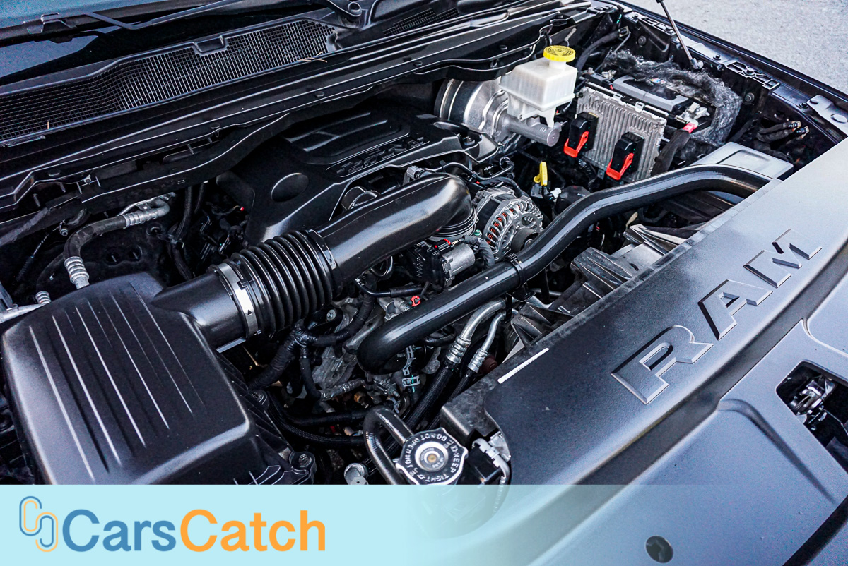 CARSCATCH - Used vehicle - Truck RAM 1500 2020