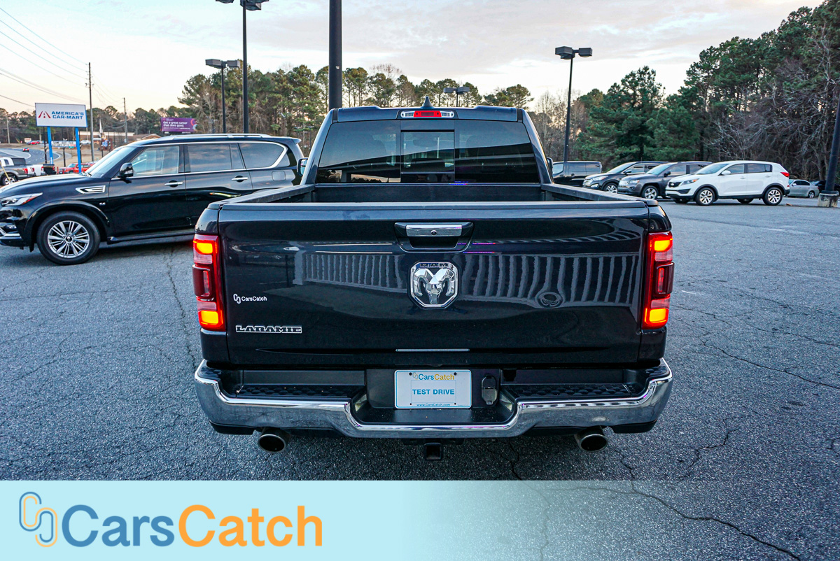 CARSCATCH - Used vehicle - Truck RAM 1500 2020