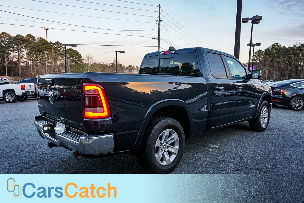 CARSCATCH - Used vehicle - Truck RAM 1500 2020