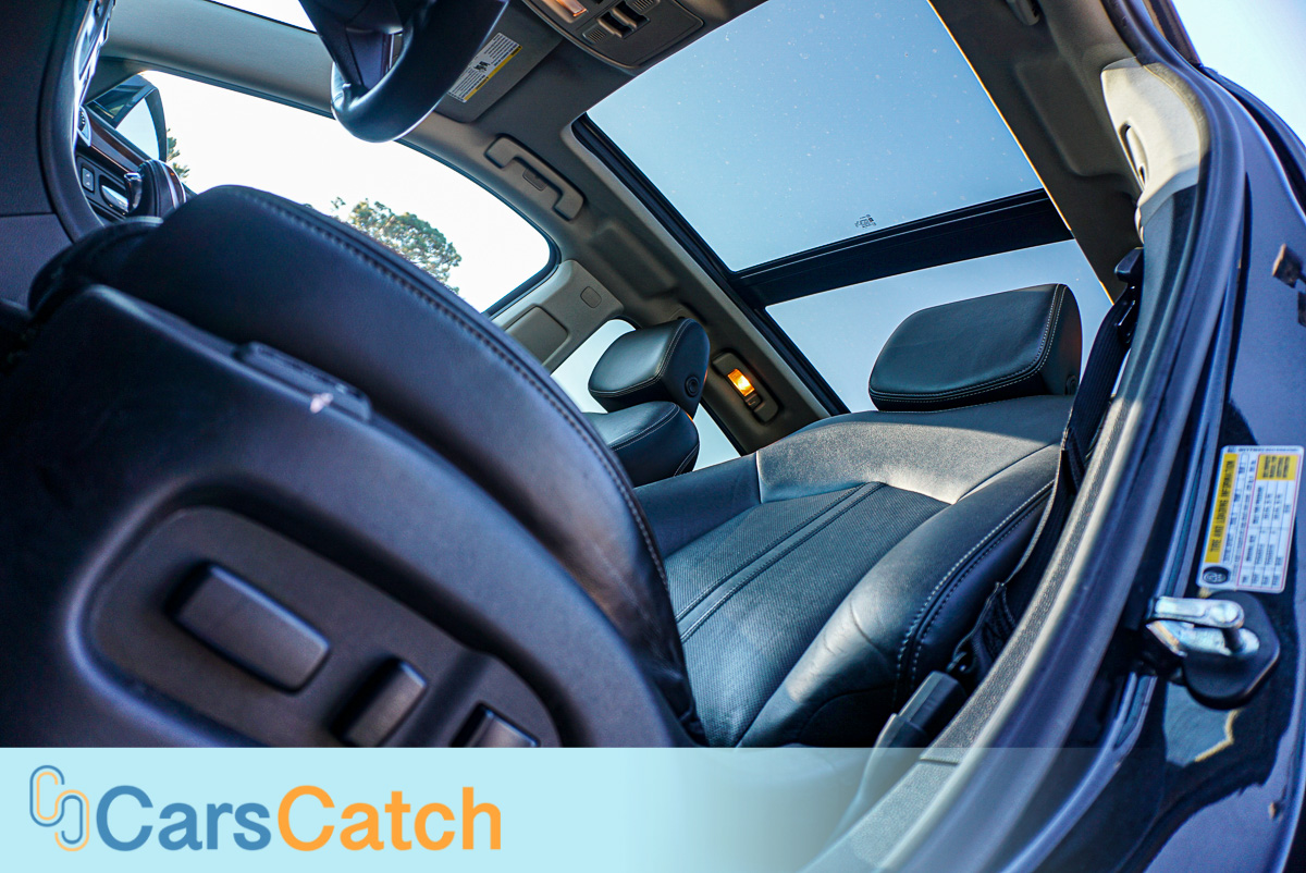 CARSCATCH - Used vehicle - SUV CADILLAC SRX 2013