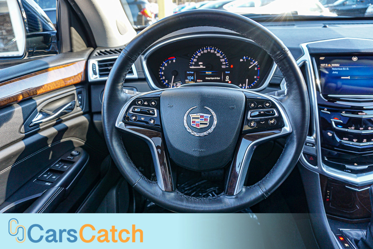 CARSCATCH - Used vehicle - SUV CADILLAC SRX 2013