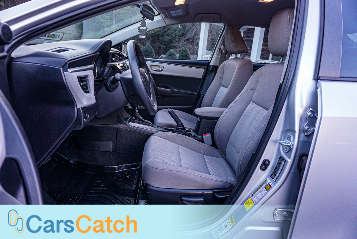 CARSCATCH - Used vehicle - Sedan TOYOTA COROLLA 2016