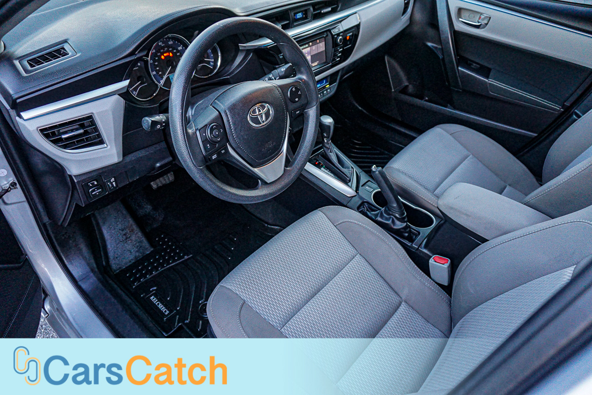 CARSCATCH - Used vehicle - Sedan TOYOTA COROLLA 2016