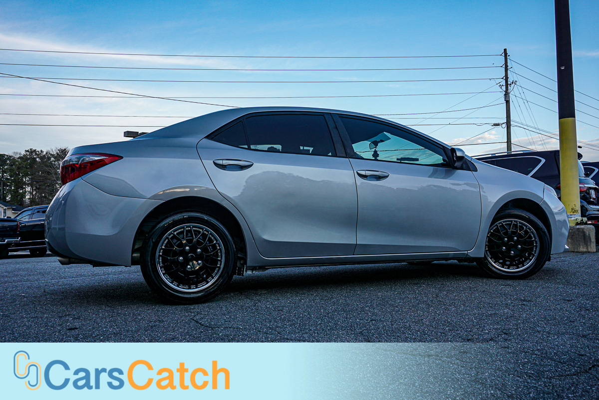 CARSCATCH - Used vehicle - Sedan TOYOTA COROLLA 2016
