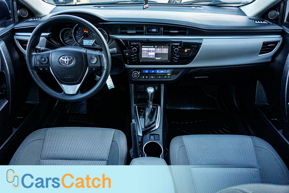 CARSCATCH - Used vehicle - Sedan TOYOTA COROLLA 2016