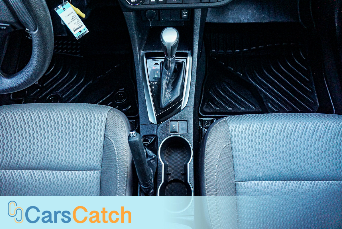 CARSCATCH - Used vehicle - Sedan TOYOTA COROLLA 2016