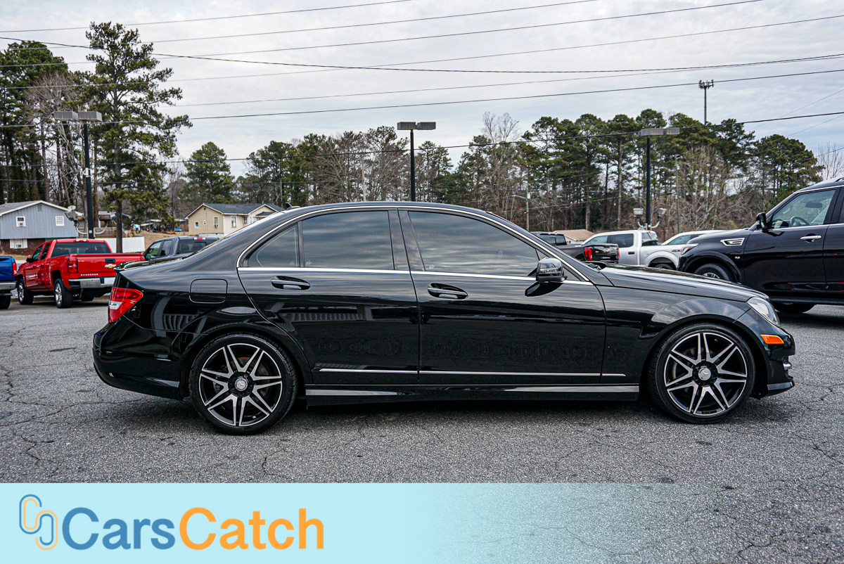 CARSCATCH - Used vehicle - Sedan MERCEDES-BENZ C-CLASS 2013