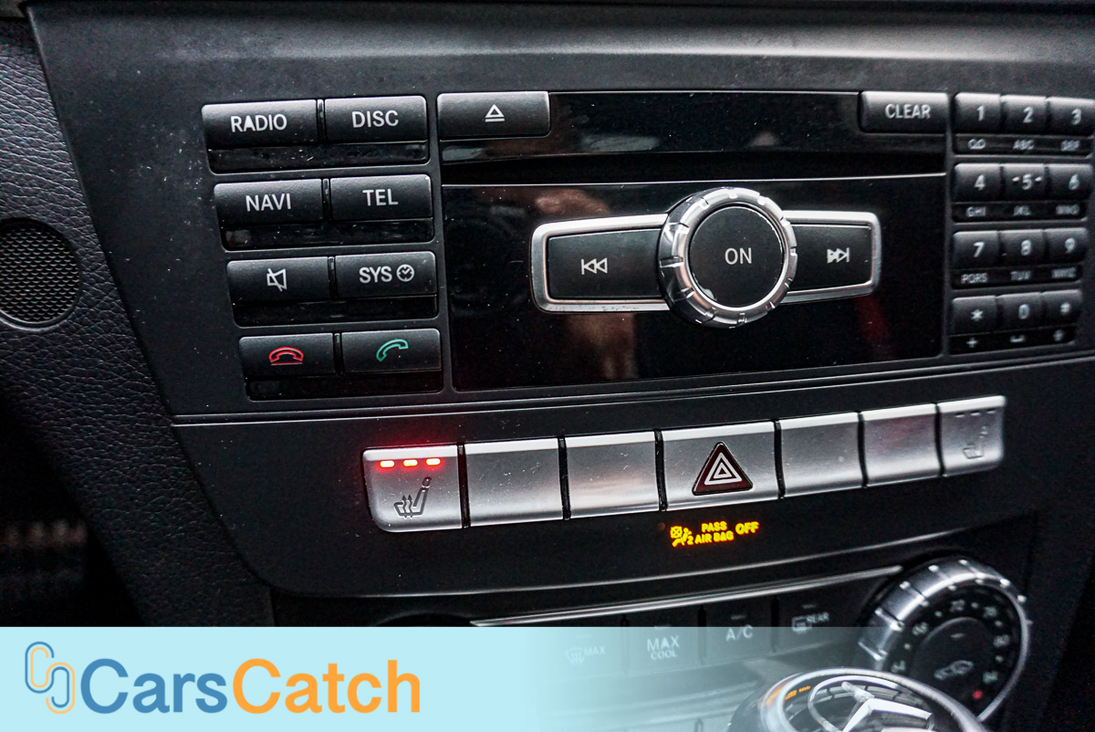 CARSCATCH - Used vehicle - Sedan MERCEDES-BENZ C-CLASS 2013