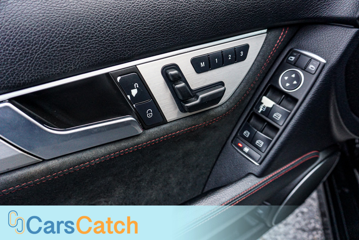 CARSCATCH - Used vehicle - Sedan MERCEDES-BENZ C-CLASS 2013