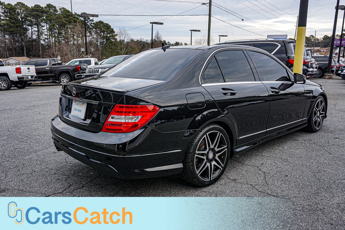 CARSCATCH - Used vehicle - Sedan MERCEDES-BENZ C-CLASS 2013