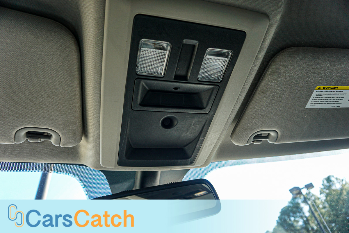 CARSCATCH - Used vehicle - Truck RAM 1500 2015