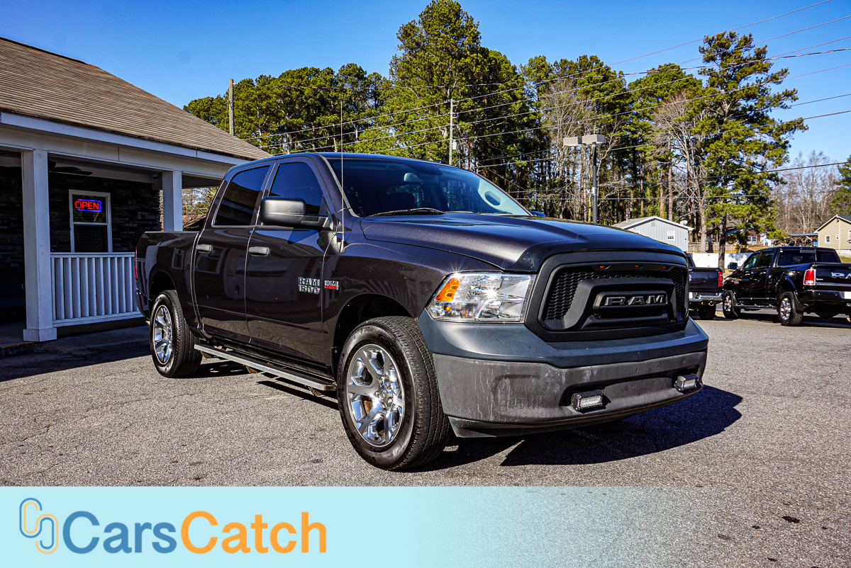 CARSCATCH - Used vehicle - Truck RAM 1500 2015