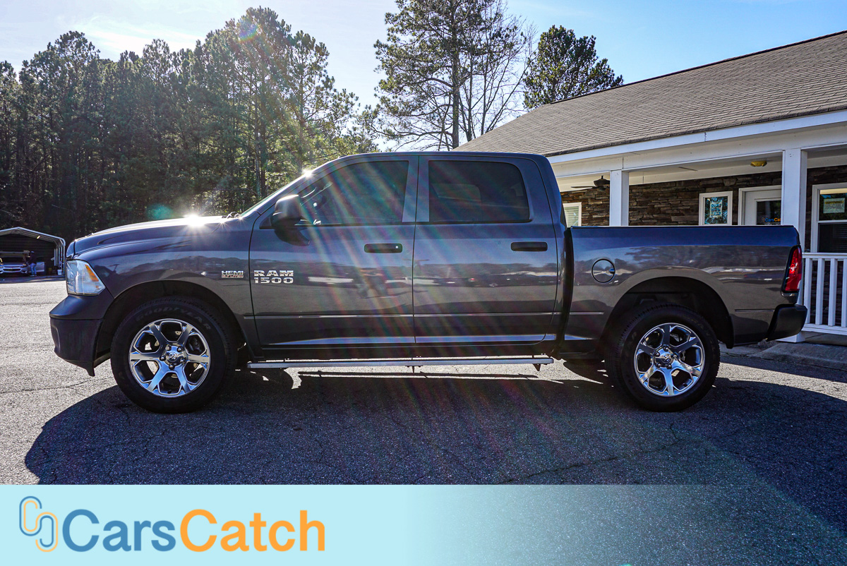 CARSCATCH - Used vehicle - Truck RAM 1500 2015