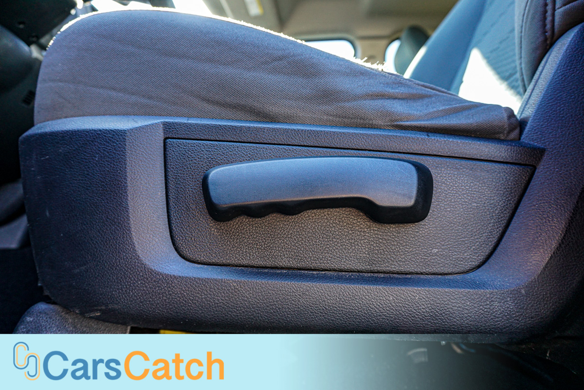 CARSCATCH - Used vehicle - Truck RAM 1500 2015