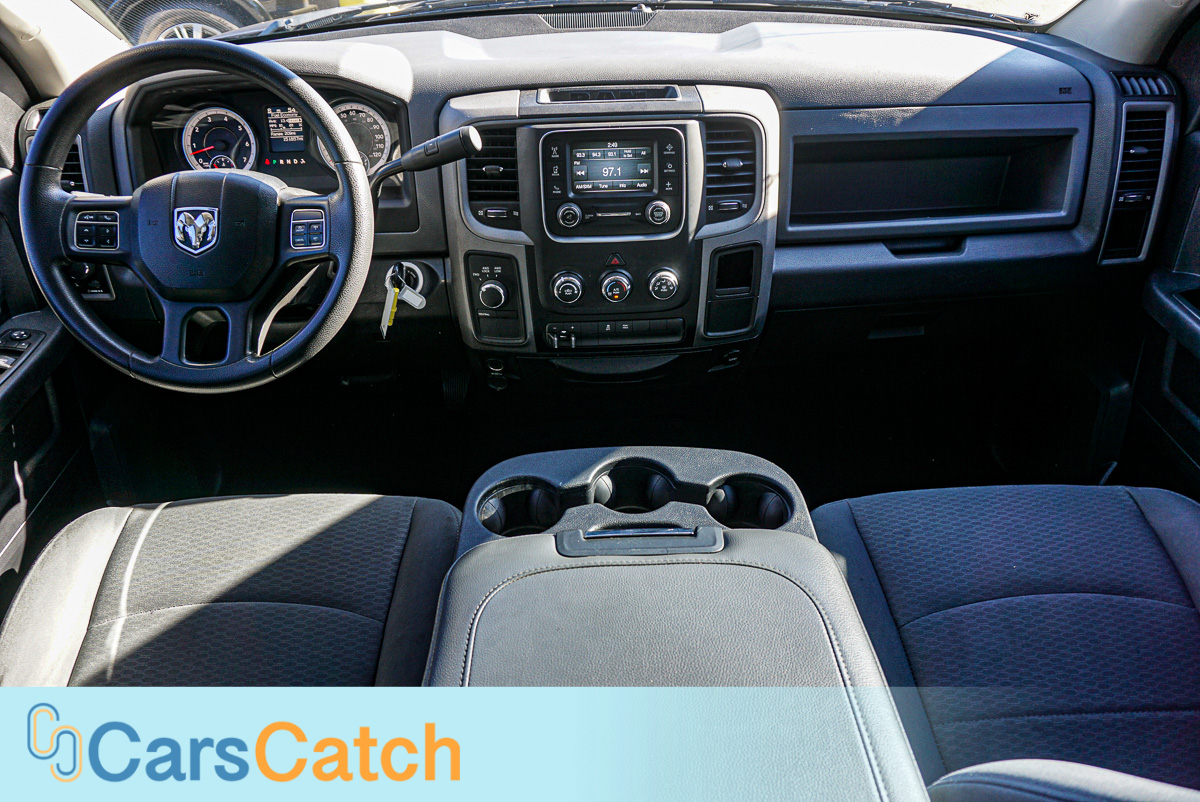 CARSCATCH - Used vehicle - Truck RAM 1500 2015