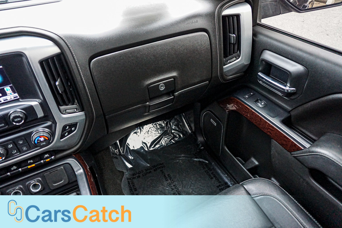 CARSCATCH - Used vehicle - Truck GMC SIERRA 1500 2018