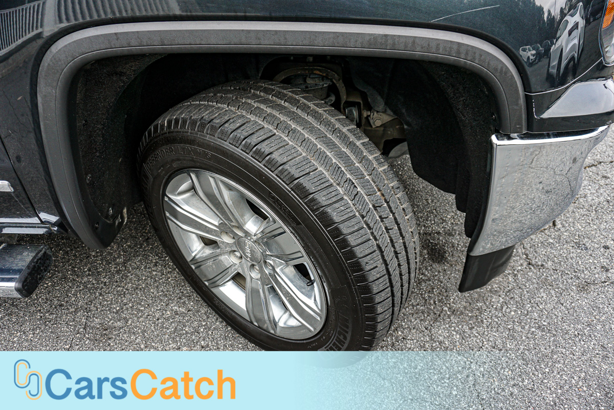 CARSCATCH - Used vehicle - Truck GMC SIERRA 1500 2018