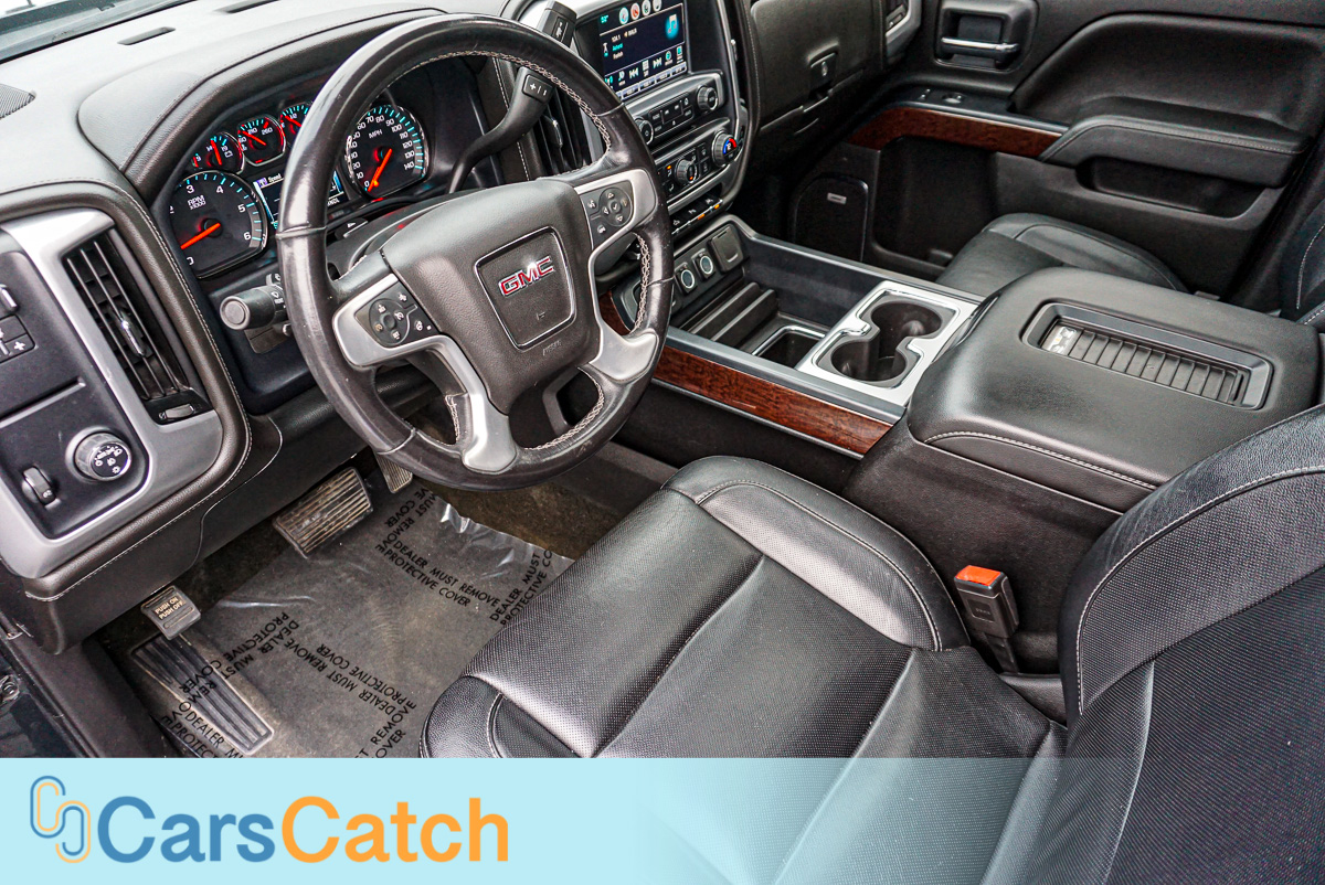 CARSCATCH - Used vehicle - Truck GMC SIERRA 1500 2018