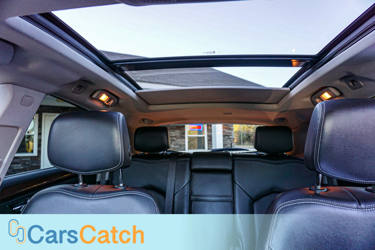 CARSCATCH - Used vehicle - SUV CADILLAC SRX 2013