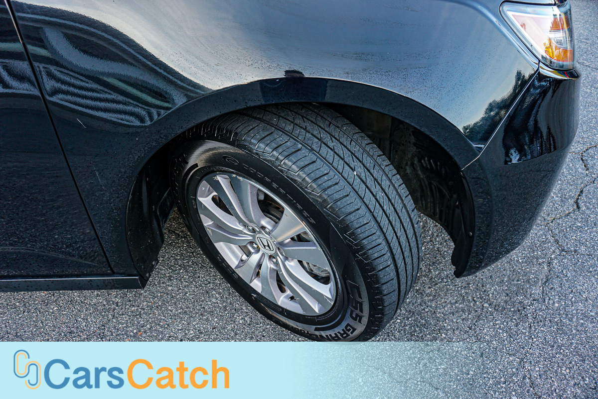 CARSCATCH - Used vehicle - Minivan HONDA ODYSSEY 2015