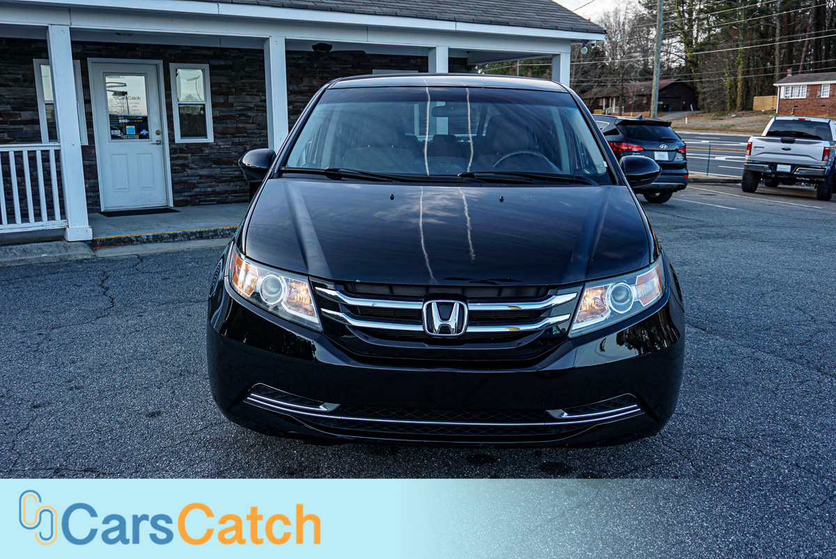 CARSCATCH - Used vehicle - Minivan HONDA ODYSSEY 2015