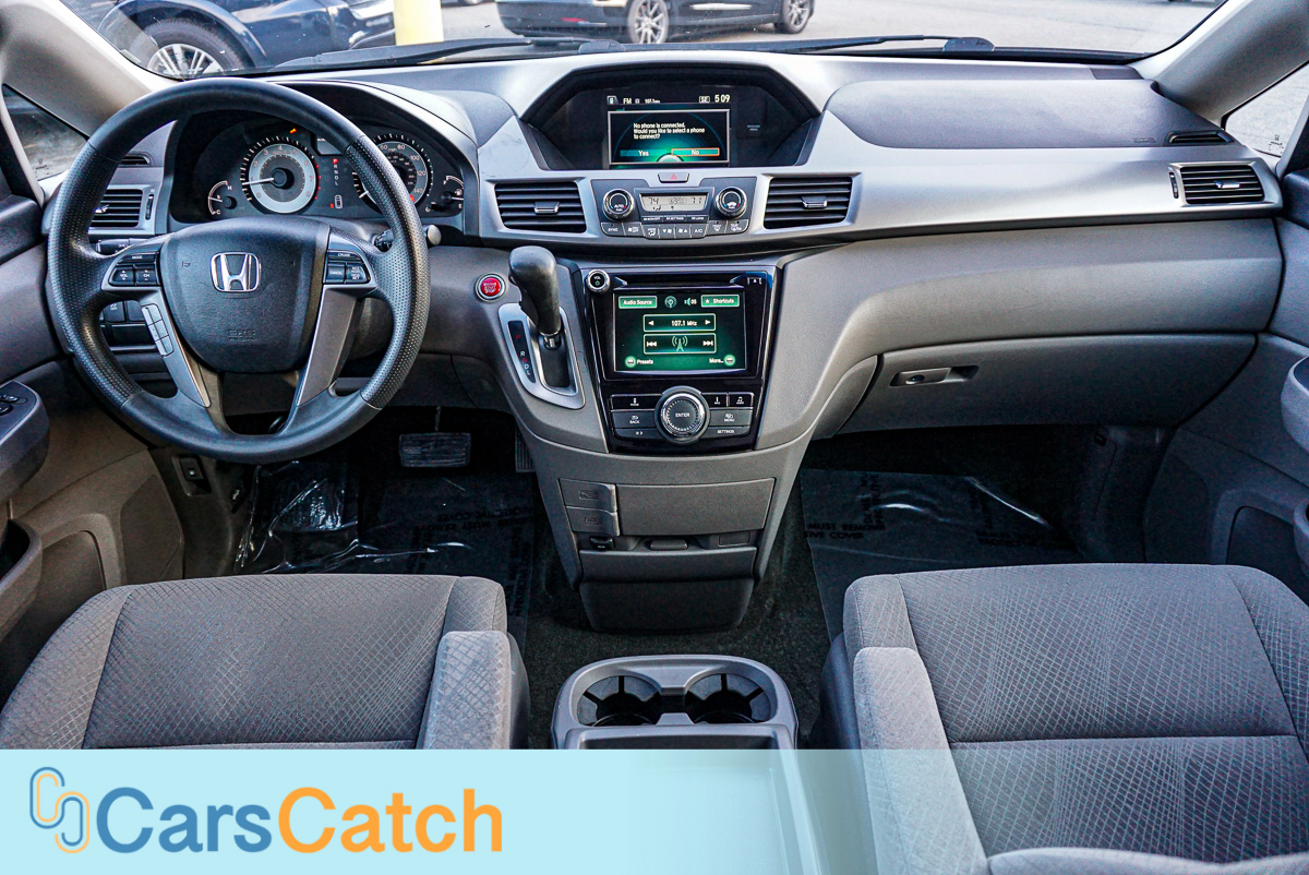 CARSCATCH - Used vehicle - Minivan HONDA ODYSSEY 2015