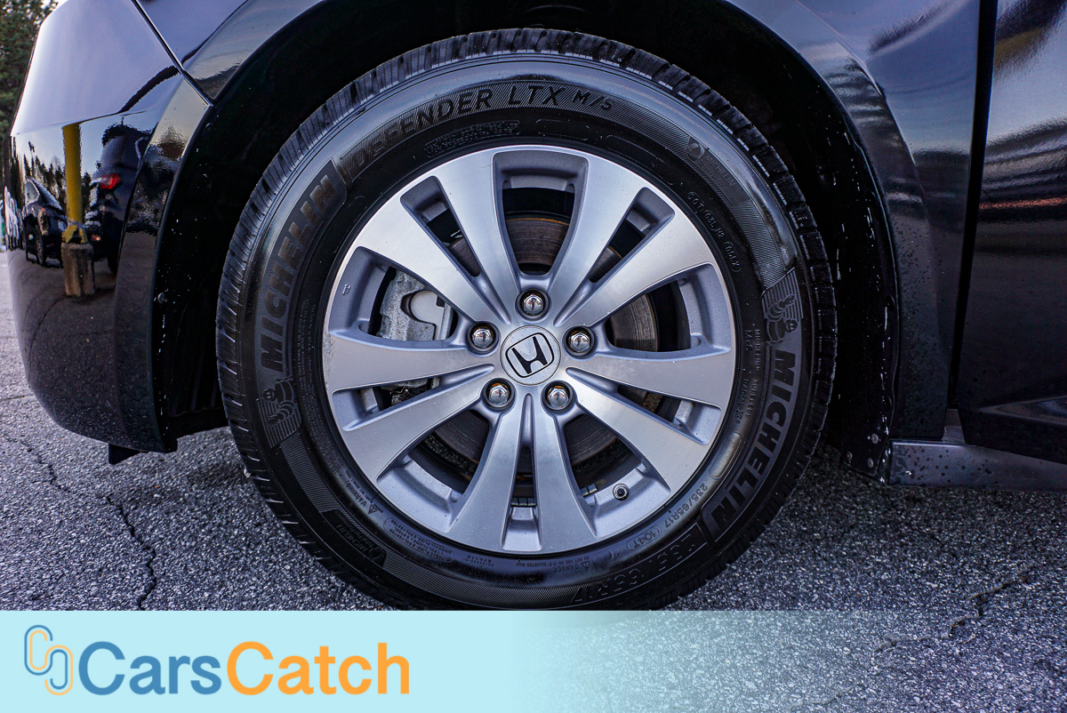 CARSCATCH - Used vehicle - Minivan HONDA ODYSSEY 2015