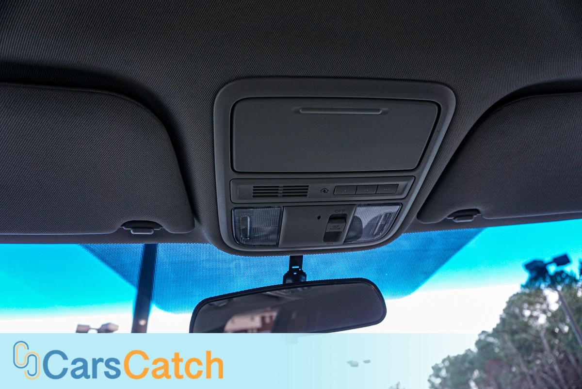 CARSCATCH - Used vehicle - Minivan HONDA ODYSSEY 2015