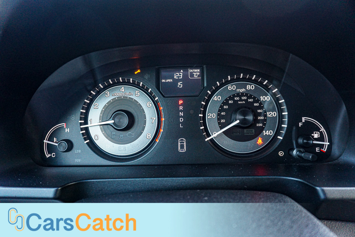 CARSCATCH - Used vehicle - Minivan HONDA ODYSSEY 2015