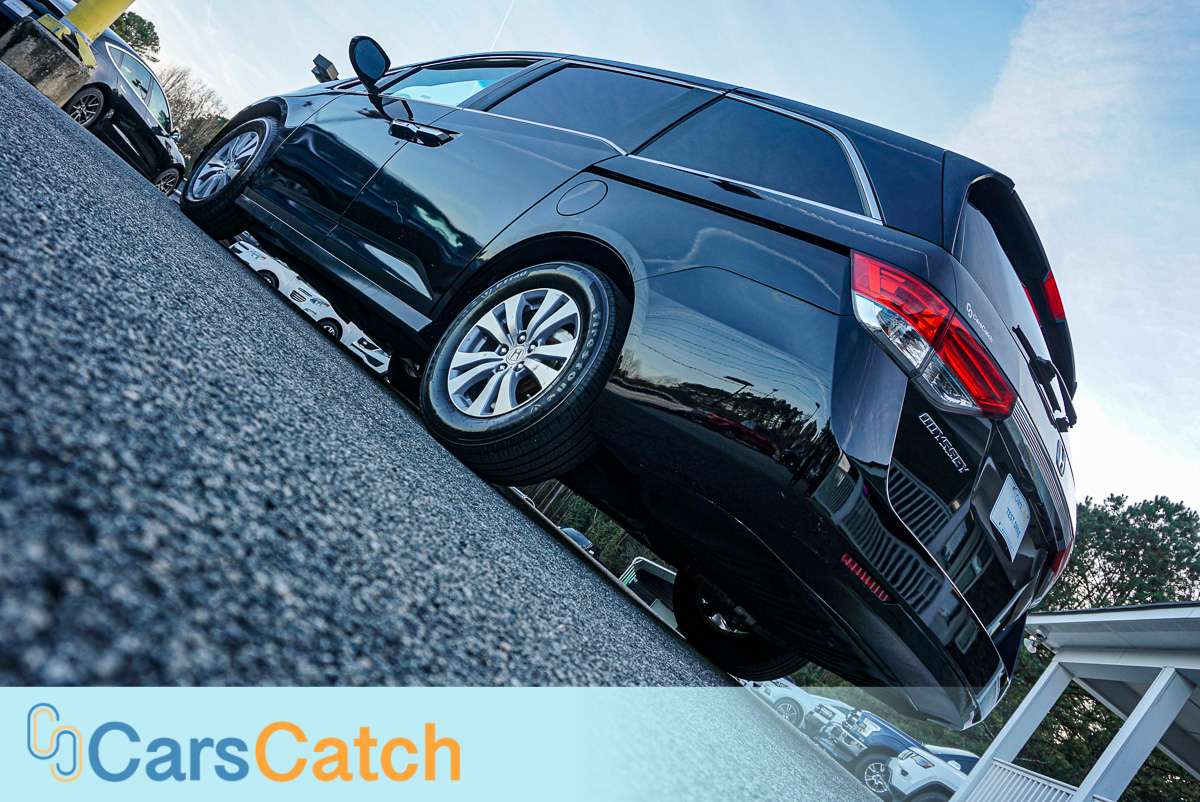 CARSCATCH - Used vehicle - Minivan HONDA ODYSSEY 2015