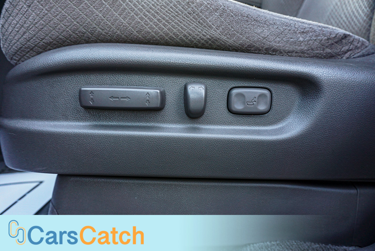 CARSCATCH - Used vehicle - Minivan HONDA ODYSSEY 2015