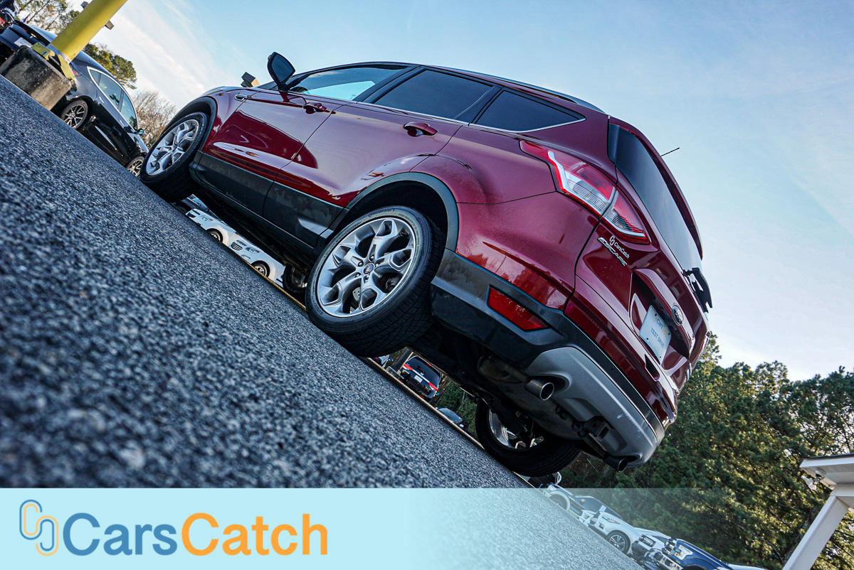 CARSCATCH - Used vehicle - SUV FORD ESCAPE 2013