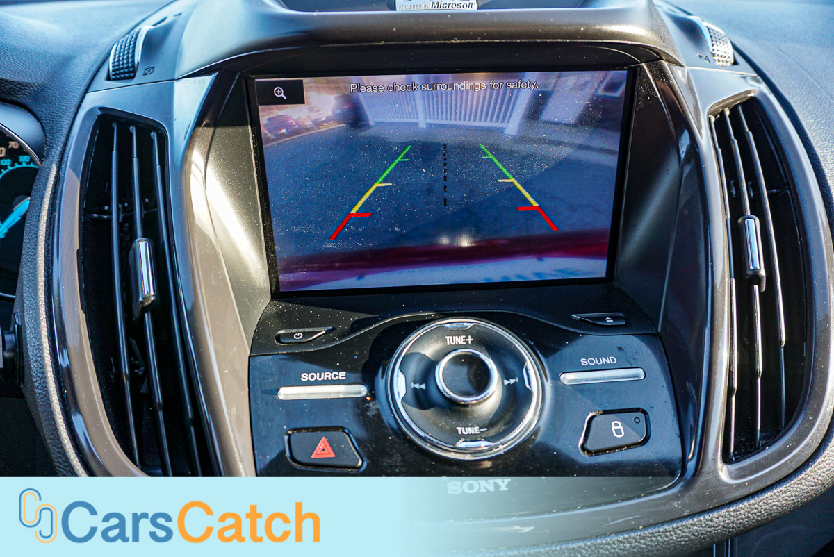 CARSCATCH - Used vehicle - SUV FORD ESCAPE 2013