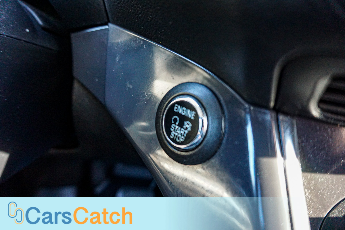 CARSCATCH - Used vehicle - SUV FORD ESCAPE 2013