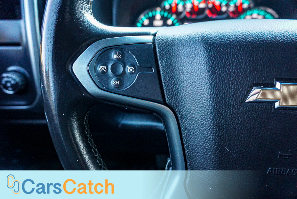 CARSCATCH - Used vehicle - Truck CHEVROLET SILVERADO 1500 2015