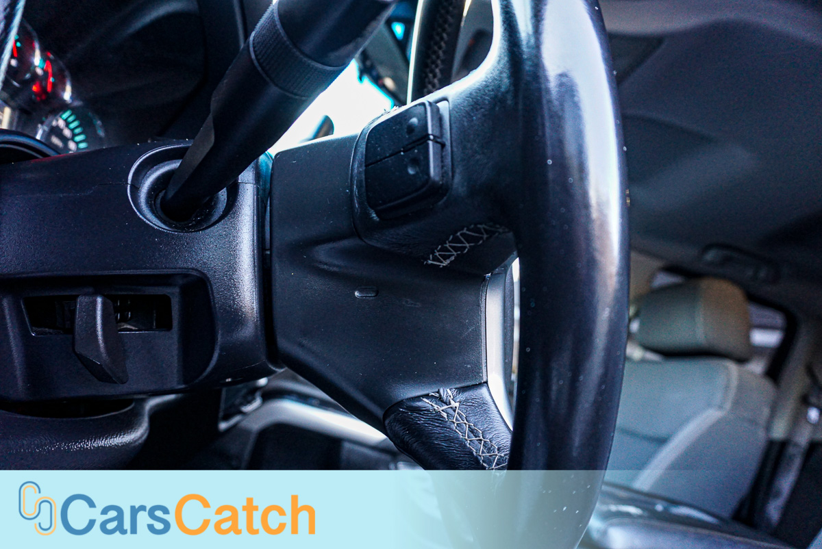 CARSCATCH - Used vehicle - Truck CHEVROLET SILVERADO 1500 2015