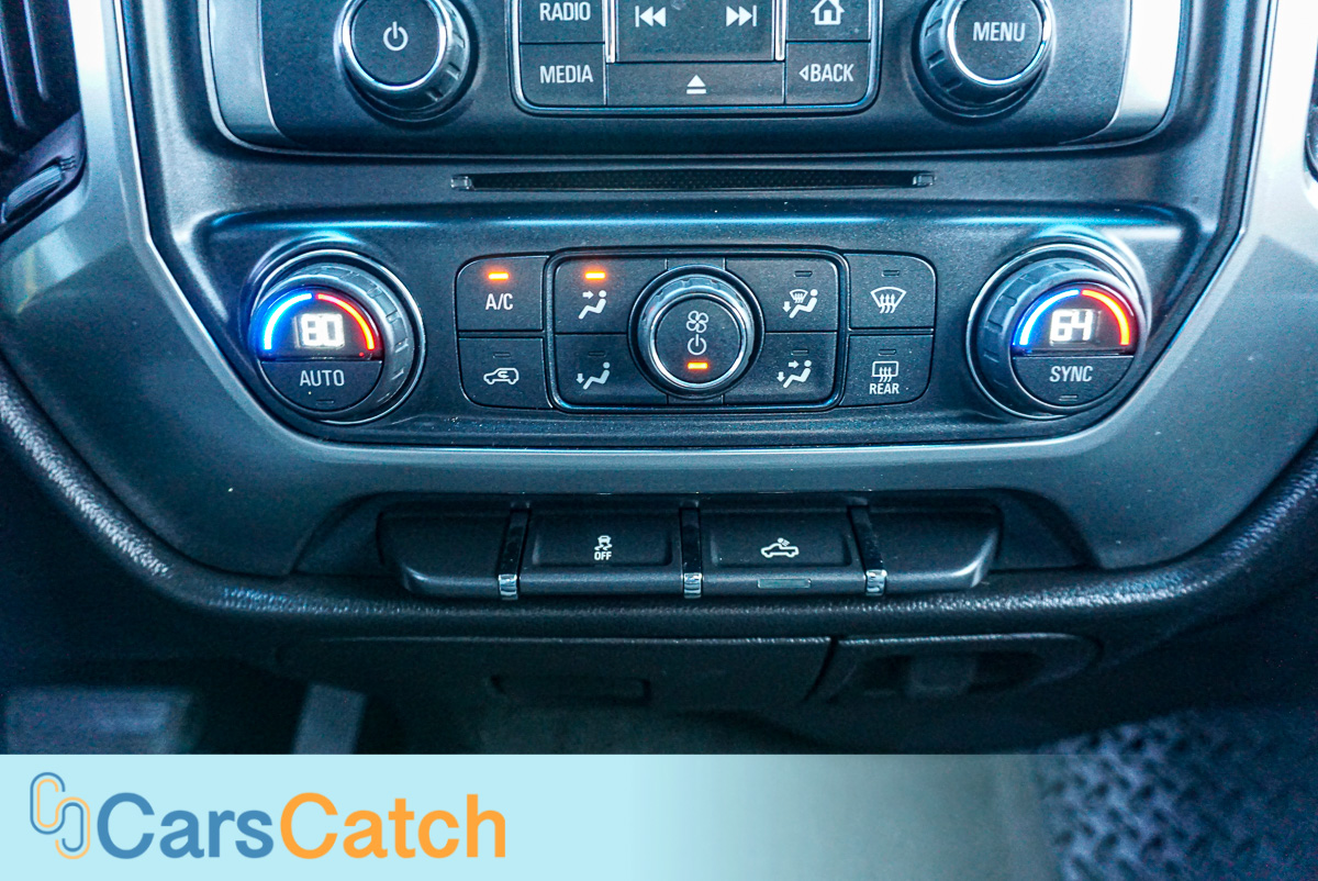 CARSCATCH - Used vehicle - Truck CHEVROLET SILVERADO 1500 2015