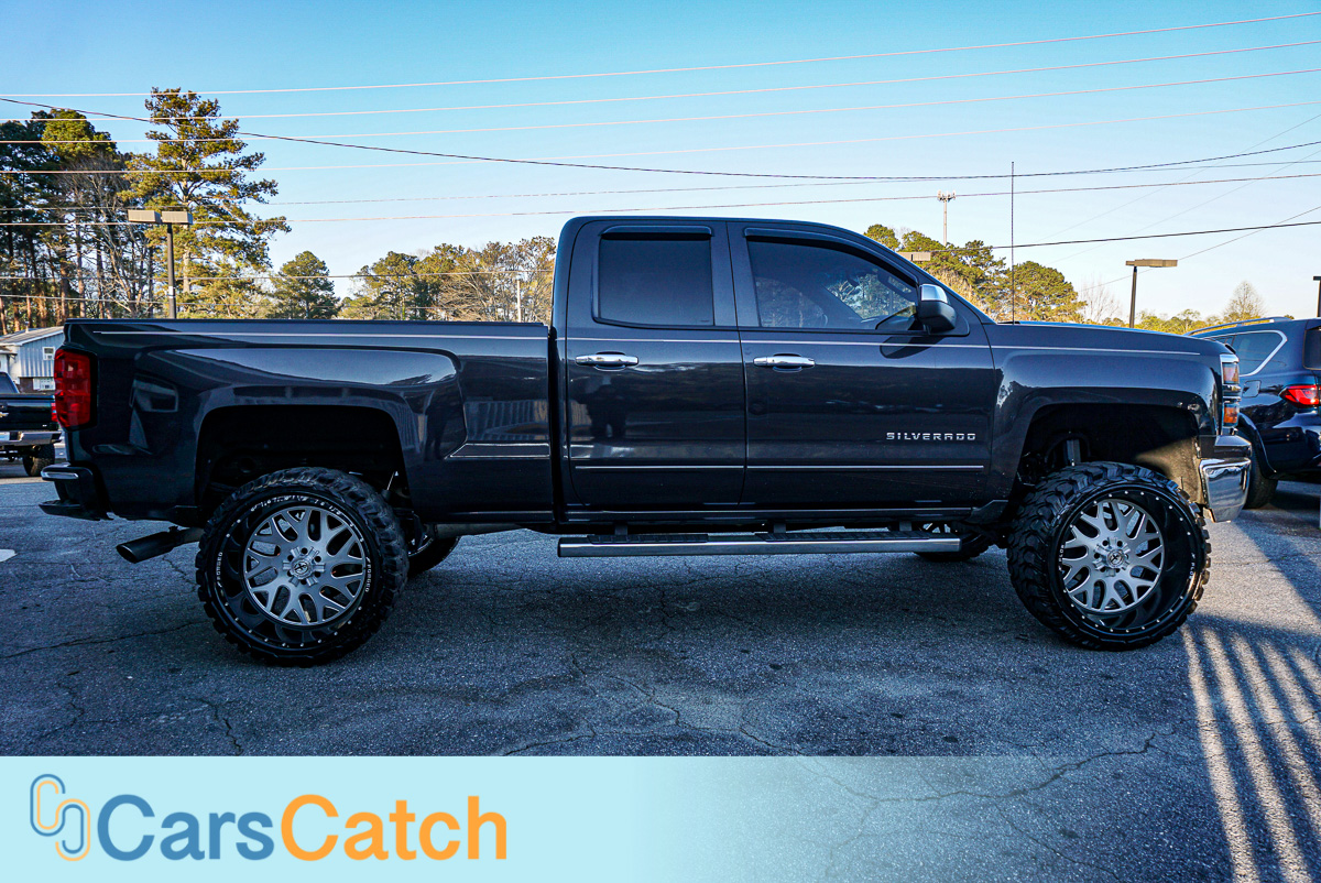 CARSCATCH - Used vehicle - Truck CHEVROLET SILVERADO 1500 2015