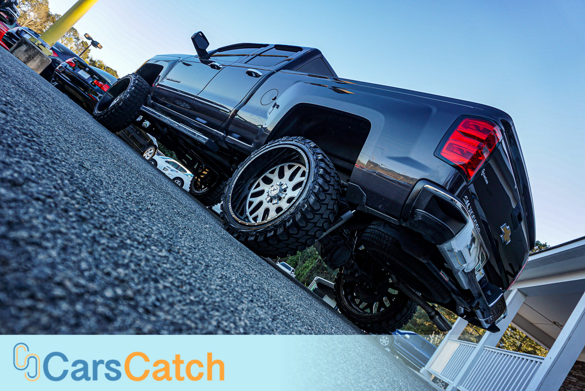 CARSCATCH - Used vehicle - Truck CHEVROLET SILVERADO 1500 2015