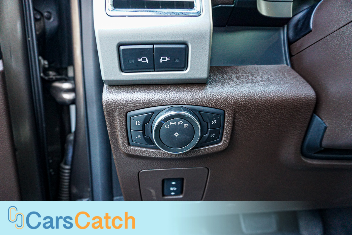 CARSCATCH - Used vehicle - Truck FORD F-150 2015