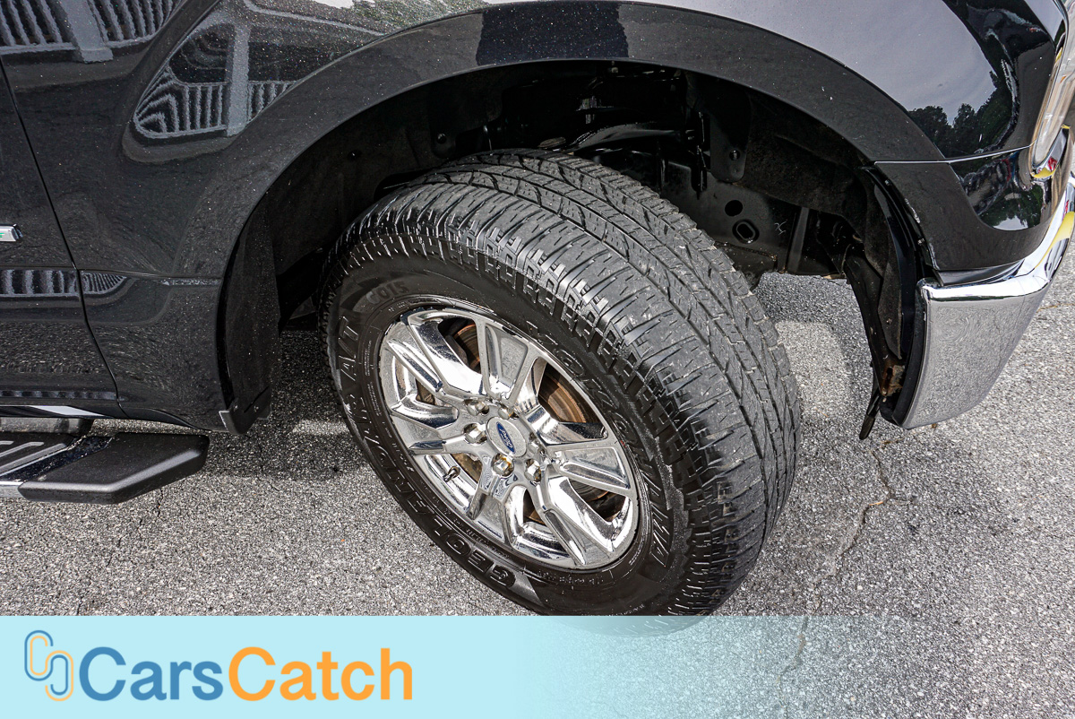CARSCATCH - Used vehicle - Truck FORD F-150 2015